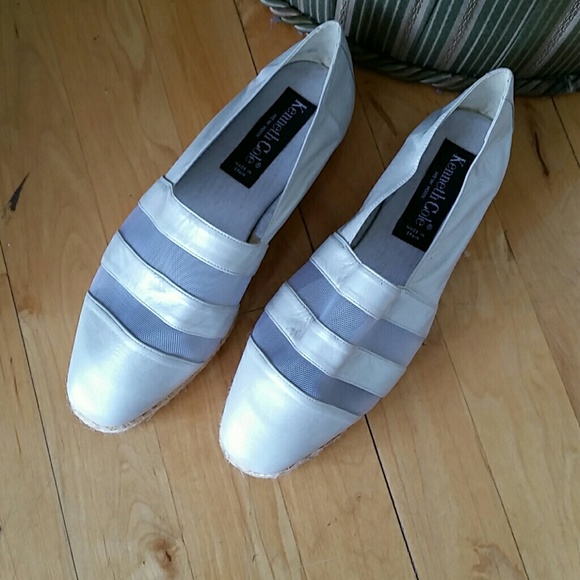 Kennett Cole ivory/opal suede espadrilles. - Picture 7 of 7